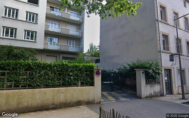 Façade : 9 avenue de la République, Tassin-la-Demi-Lune